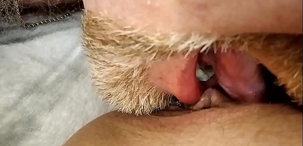  Mutual oral sex and close-ups of dick in wet mature cunt !